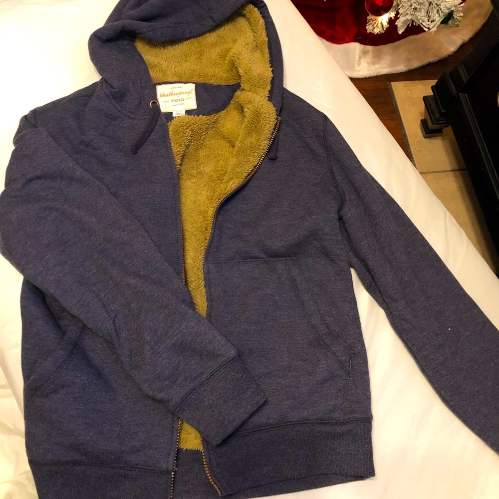 Men’s medium weight sweater